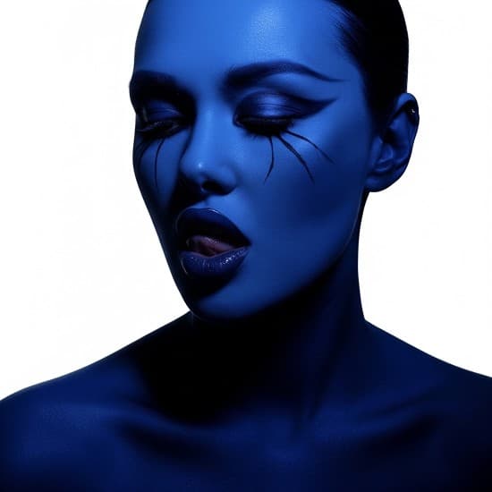 Artistic Beauty Portrait: All major AI image generators, beauty brand campaigns, cosmetics marketing, artistic portrait projects, editorial beauty content Prompt